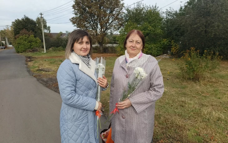 В преддверии праздника в Межпоселенческой библиотеке прошла особая, теплая акция &laquo;Поздравляем учител